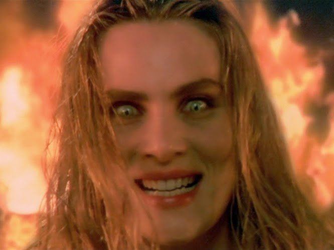 LA NONA PORTA Spietati Recensioni e Novità sui Film