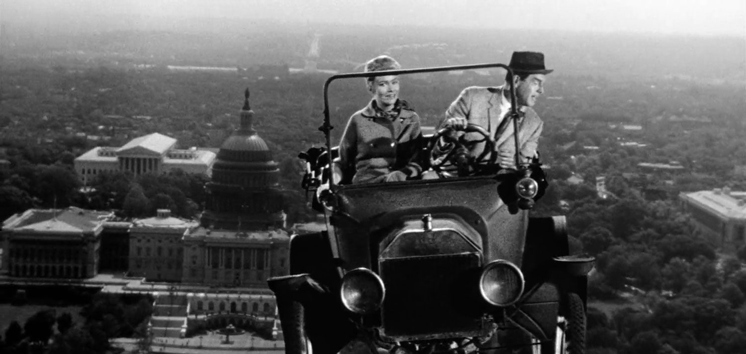 UN PROFESSORE FRA LE NUVOLE Spietati